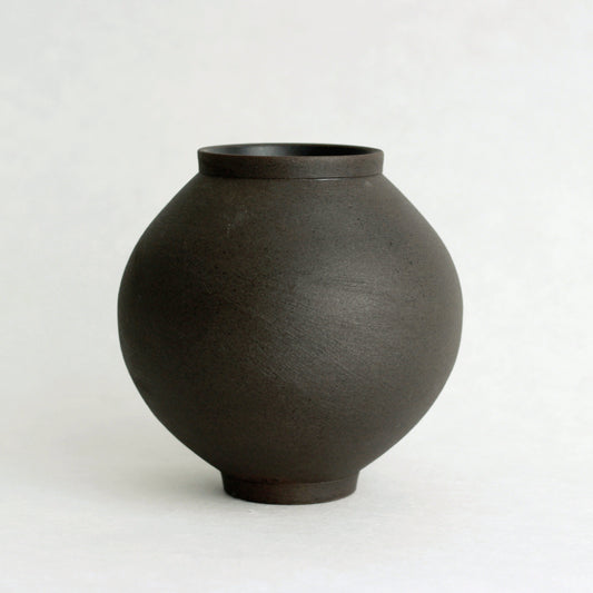 Black Moon Jar